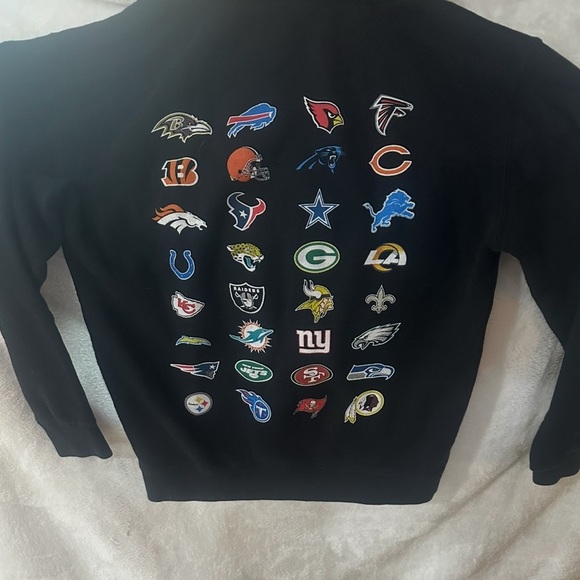 NFL TEAMS HOODIE SIZE SMALL - Picture 1 of 2